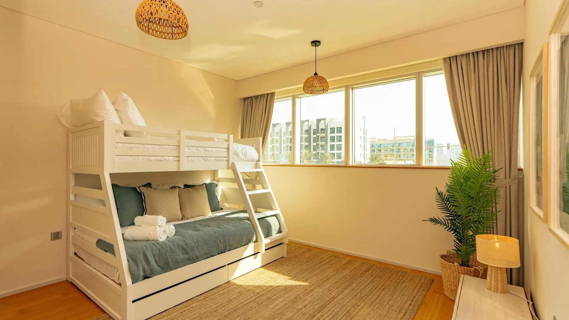 Voyage Two Bedroom In Al Sana أبو ظبي