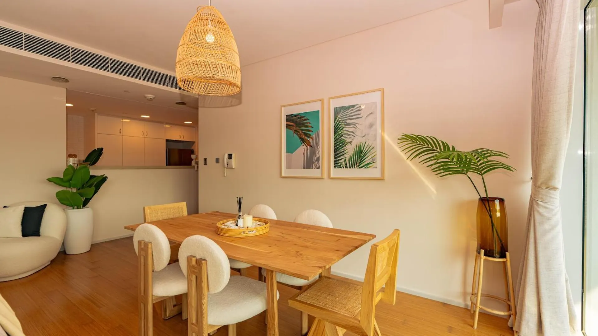 Voyage Two Bedroom In Al Sana أبو ظبي 0*,
